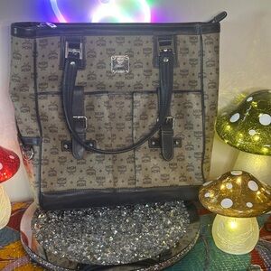 EUC - MCM Visestos Tote/Shopper